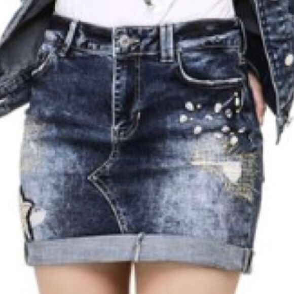 Guess Denim Blue Embellished Distressed Jean Mini Skirt Size 29 - Picture 1 of 12